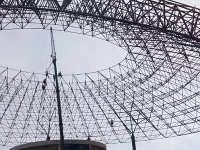 海伦篮球馆球形网架厂家价格